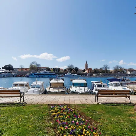 Διαμέρισμα Peninsula Magical View By Belmont Realty *