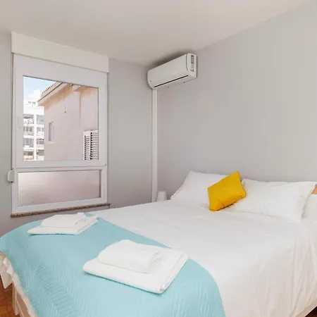 Peninsula Magical View By Belmont Realty Zara