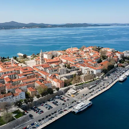 Peninsula Magical View By Belmont Realty Apartment