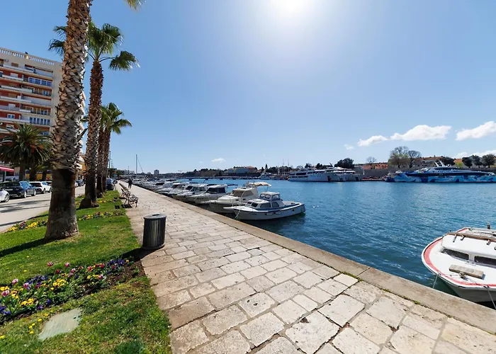 Peninsula Magical View By Belmont Realty Apartment *