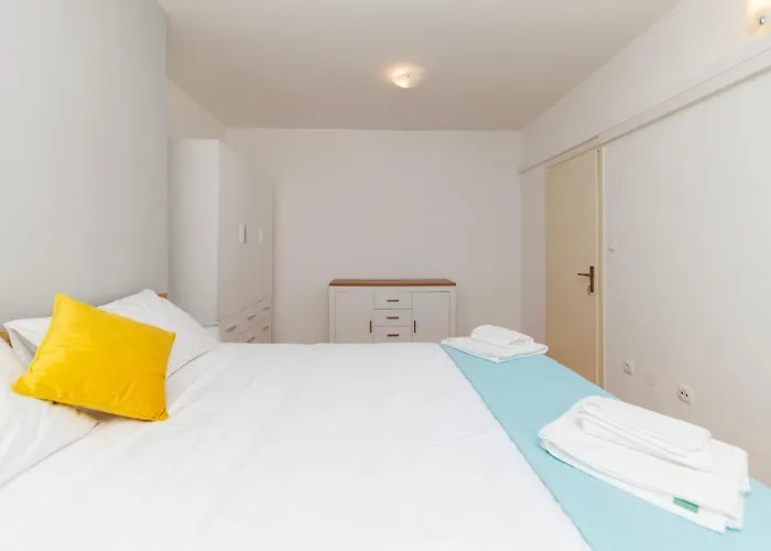 Peninsula Magical View By Belmont Realty Apartment *