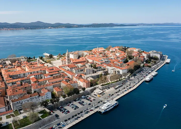 Peninsula Magical View By Belmont Realty Apartment